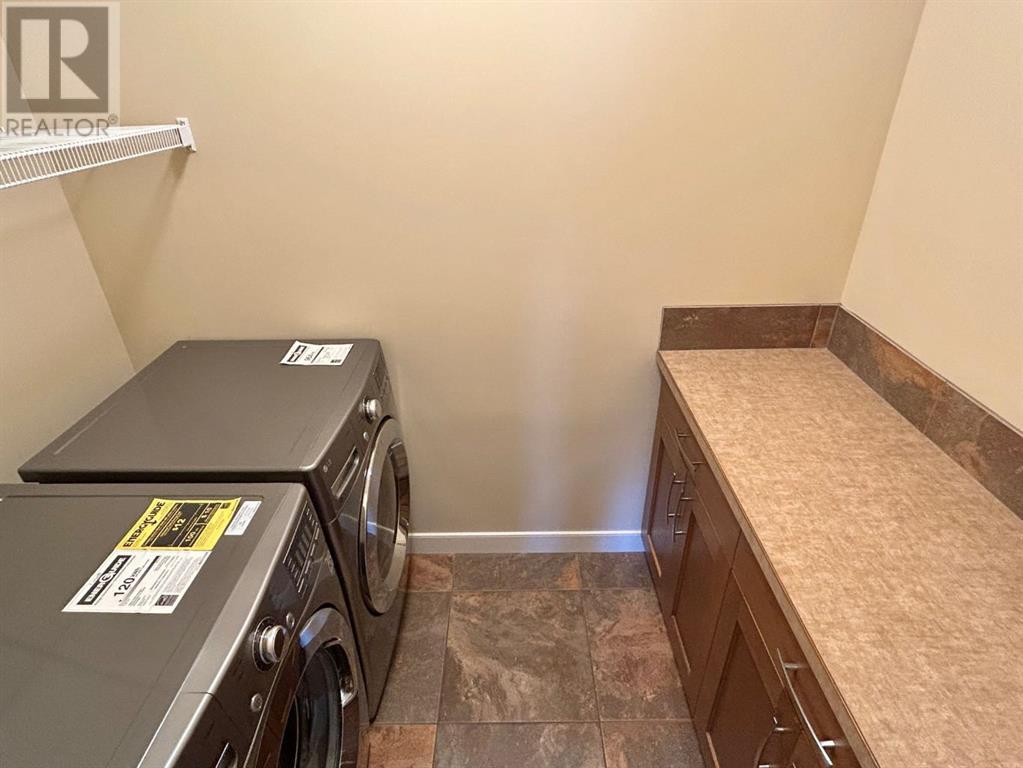 330 Sixmile Lane S, Lethbridge, Alberta  T1K 5S8 - Photo 10 - A2219344