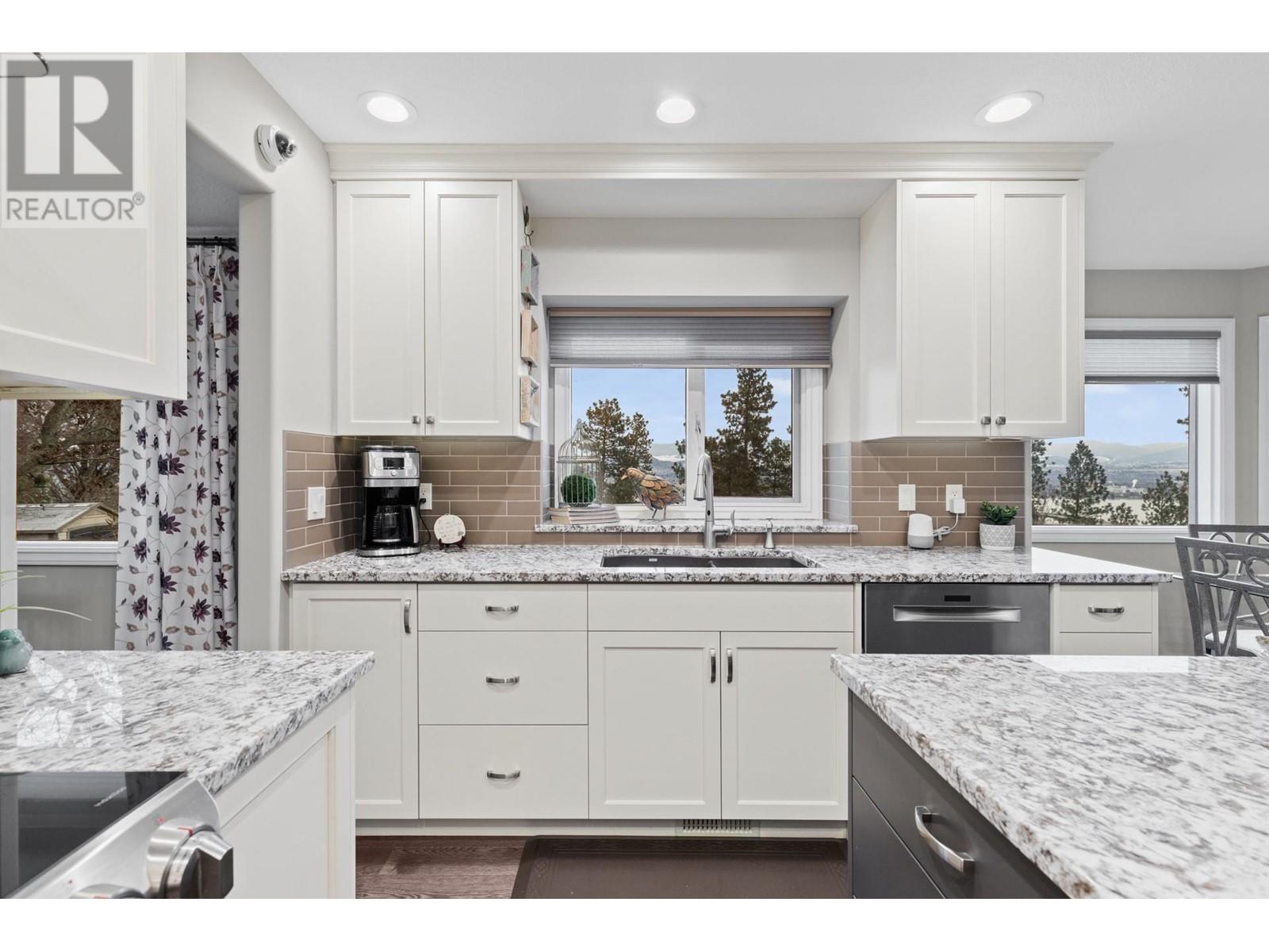 1929 Bayview Court, Westbank, British Columbia  V1Z 3L8 - Photo 5 - 10334606