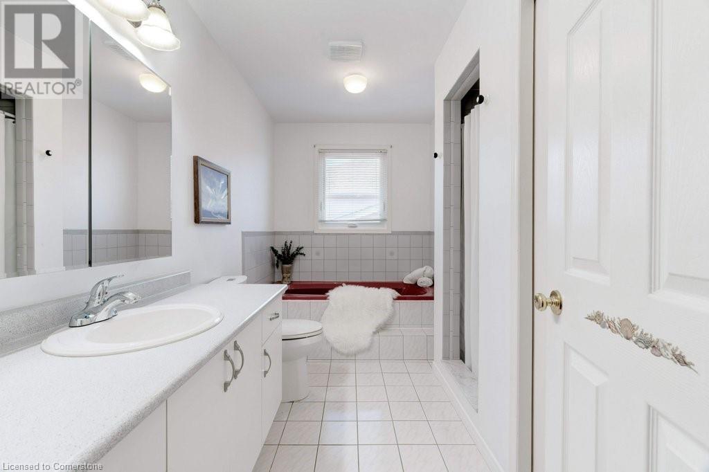 137 Claudette Gate, Hamilton, Ontario  L9B 2J9 - Photo 29 - 40726086