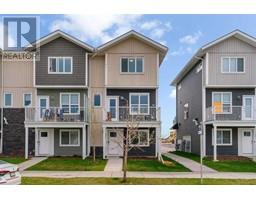 44 Redstone Boulevard, calgary, Alberta
