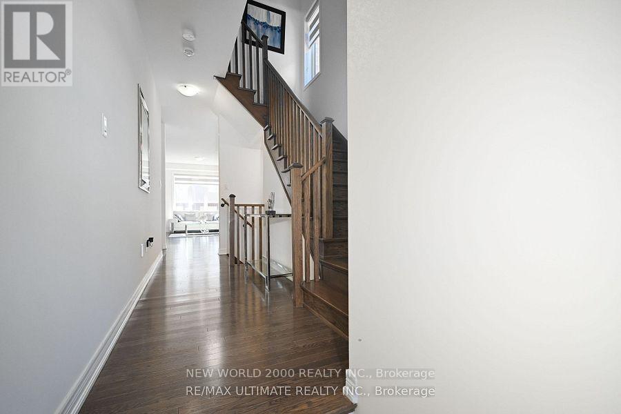 89 Emerald Coast Trail, Brampton (Northwest Brampton), Ontario  L7A 5A7 - Photo 2 - W12140195
