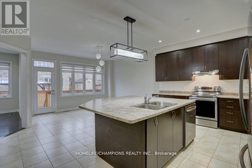 102 Benadir Avenue, Caledon, Ontario  L7C 3N6 - Photo 5 - W12140198
