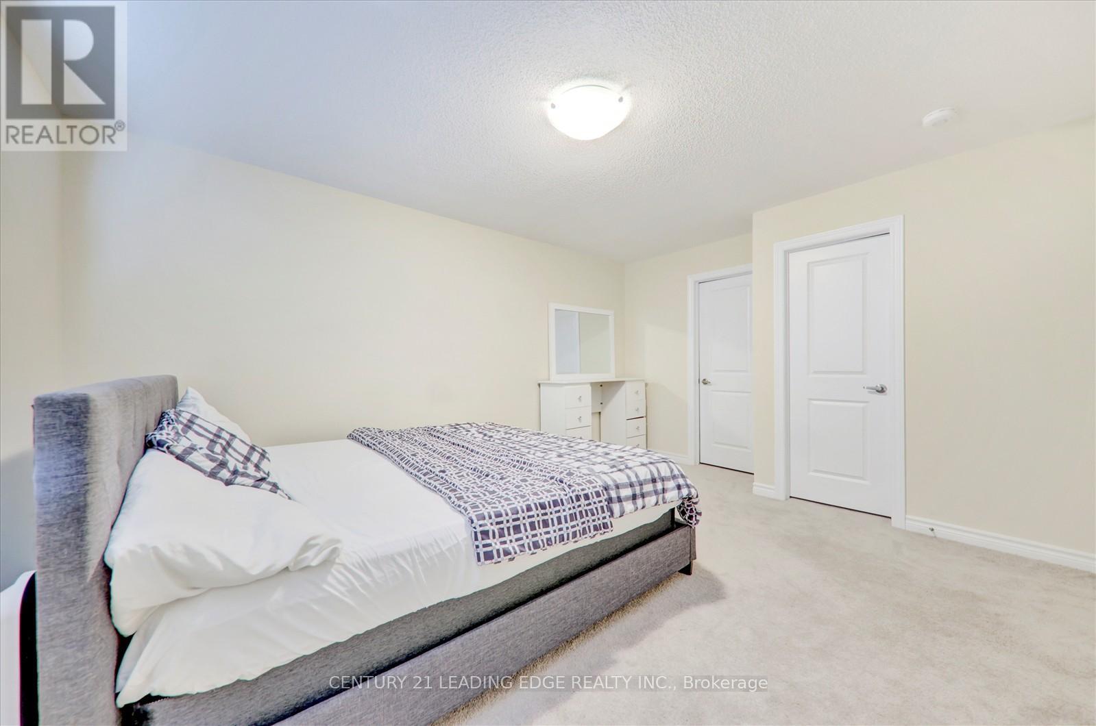 9 Molnar Crescent, Brantford, Ontario  N3T 0X3 - Photo 26 - X12140201