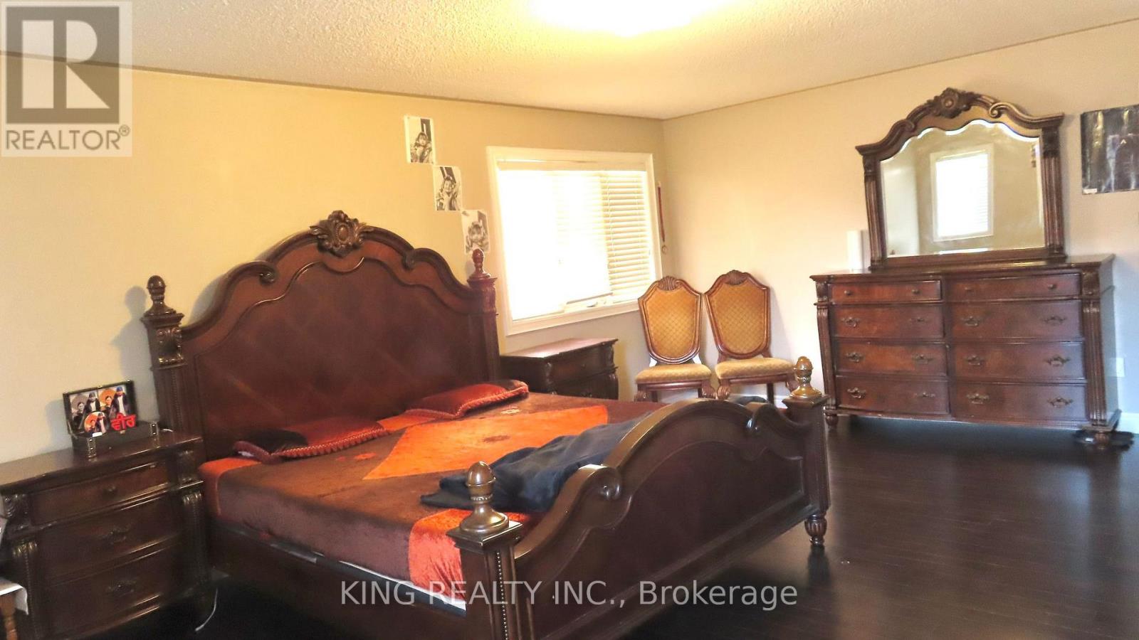 34 Lynnvalley Crescent, Brampton, Ontario  L6P 2E1 - Photo 10 - W12123076