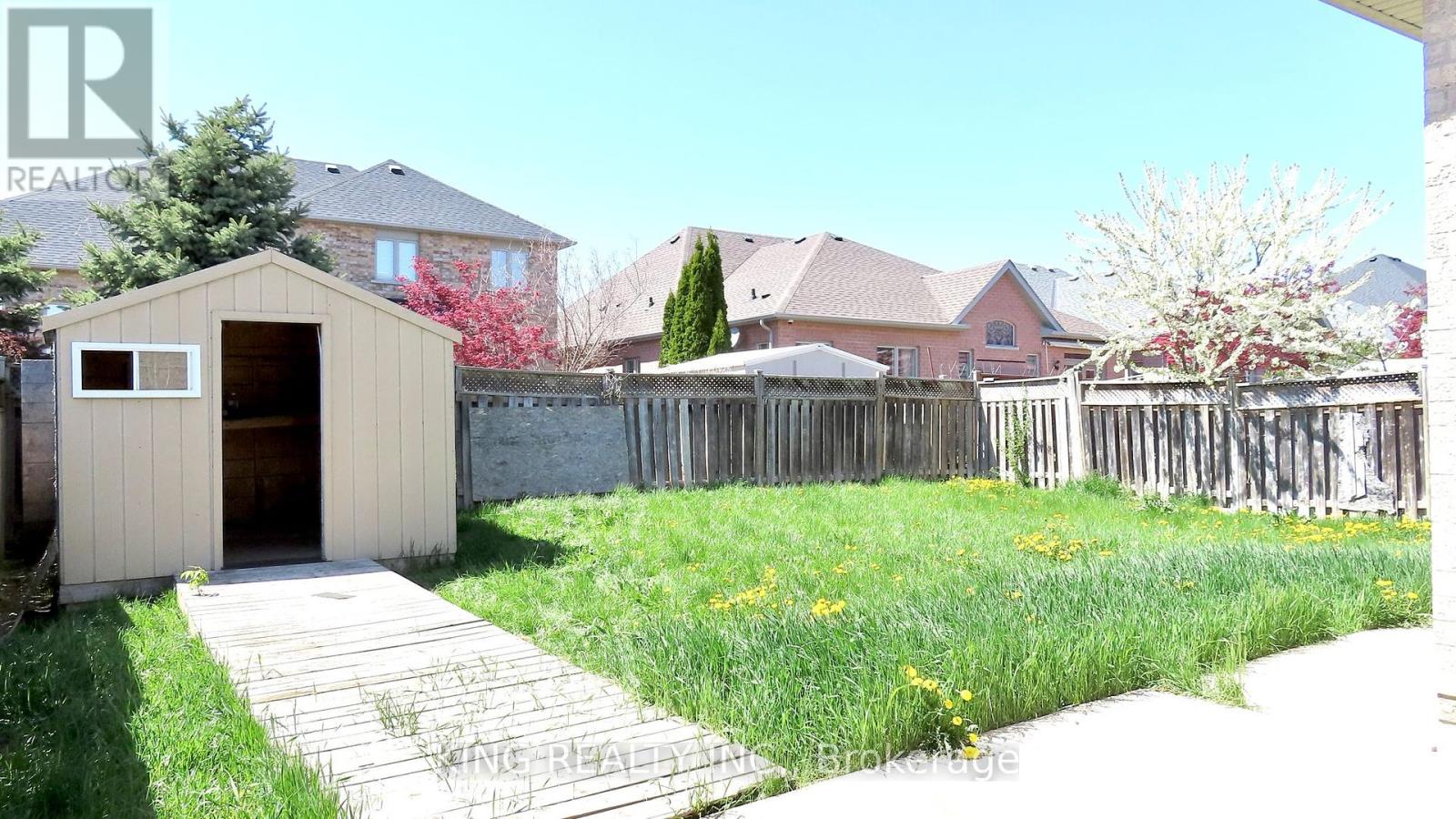 34 Lynnvalley Crescent, Brampton, Ontario  L6P 2E1 - Photo 14 - W12123076