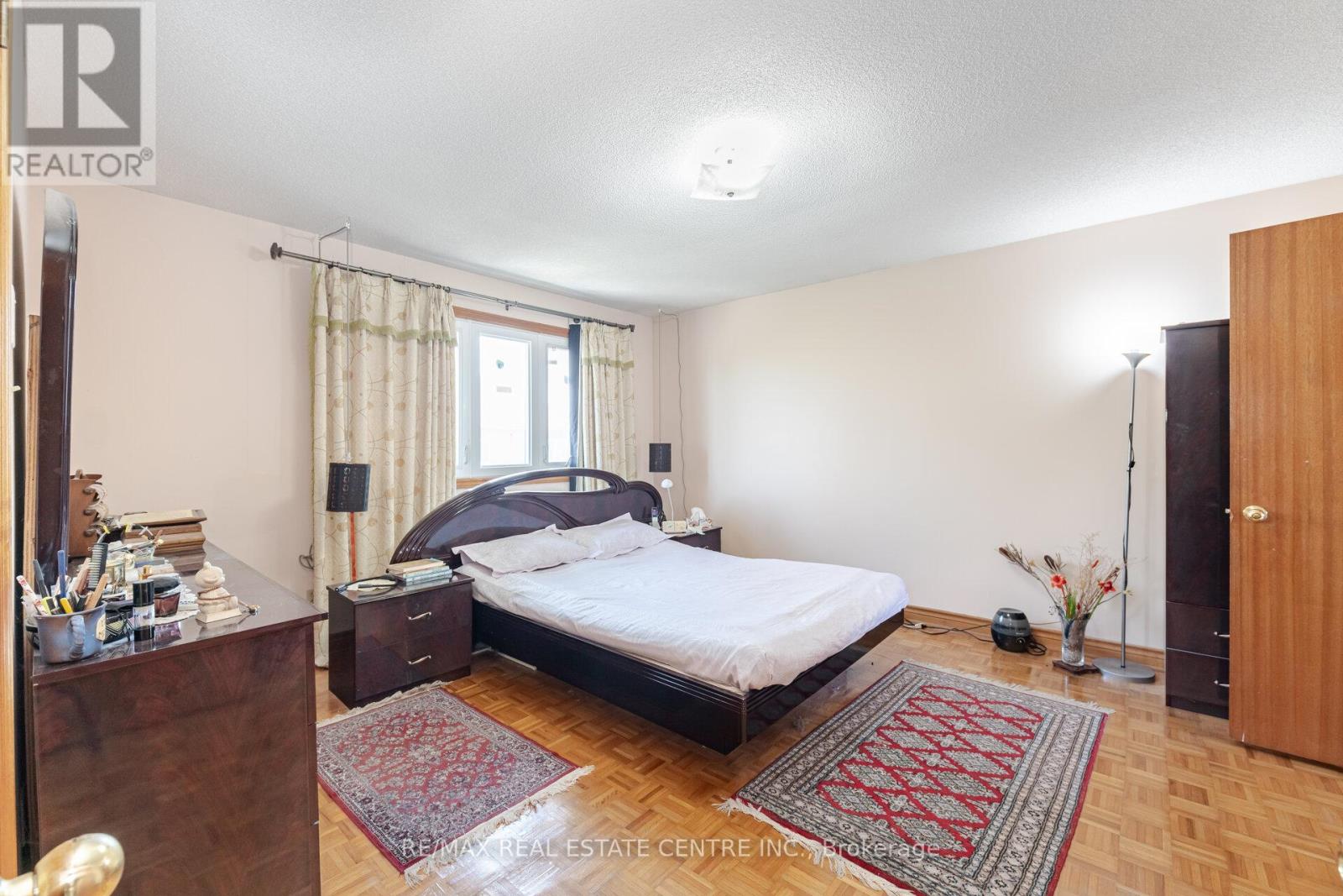 262 Boxmoor Place, Mississauga, Ontario  L5B 3L4 - Photo 24 - W12085184