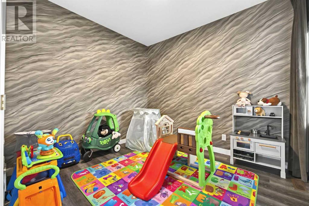 Property at 22 Howse Mount NE image 5