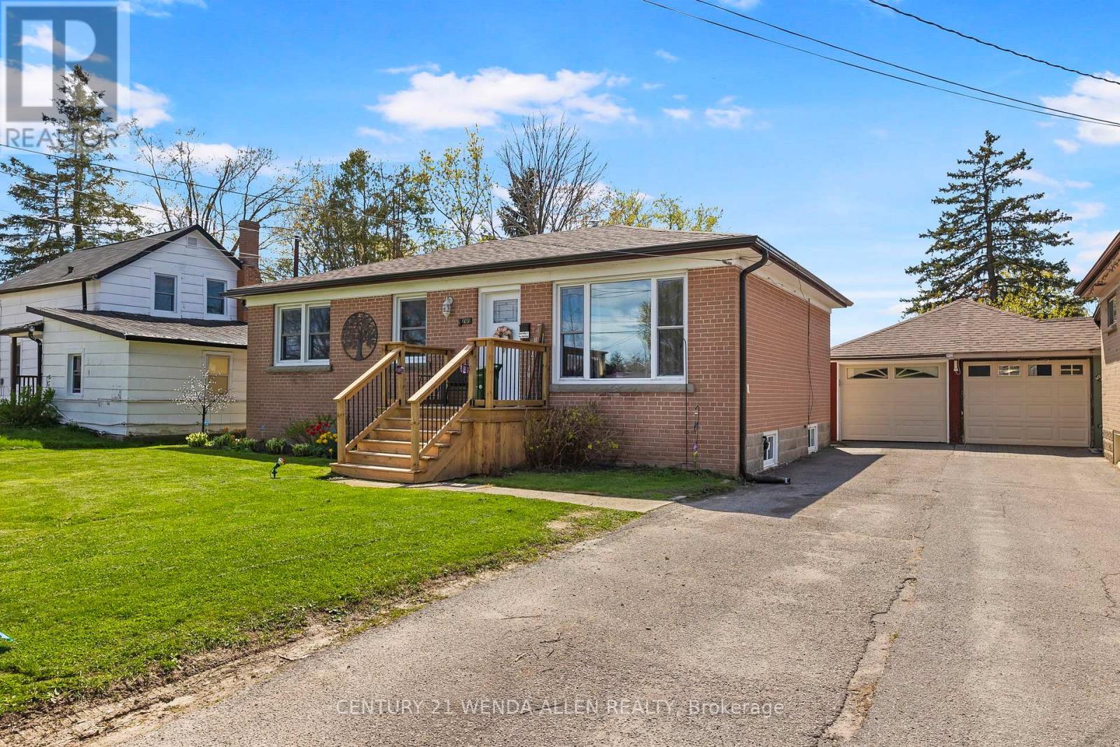 Property at 109 ADELAIDE STREET N image 1