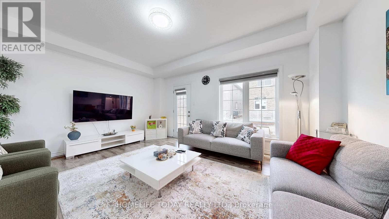 Property at 13 ELSEGOOD DRIVE image 4