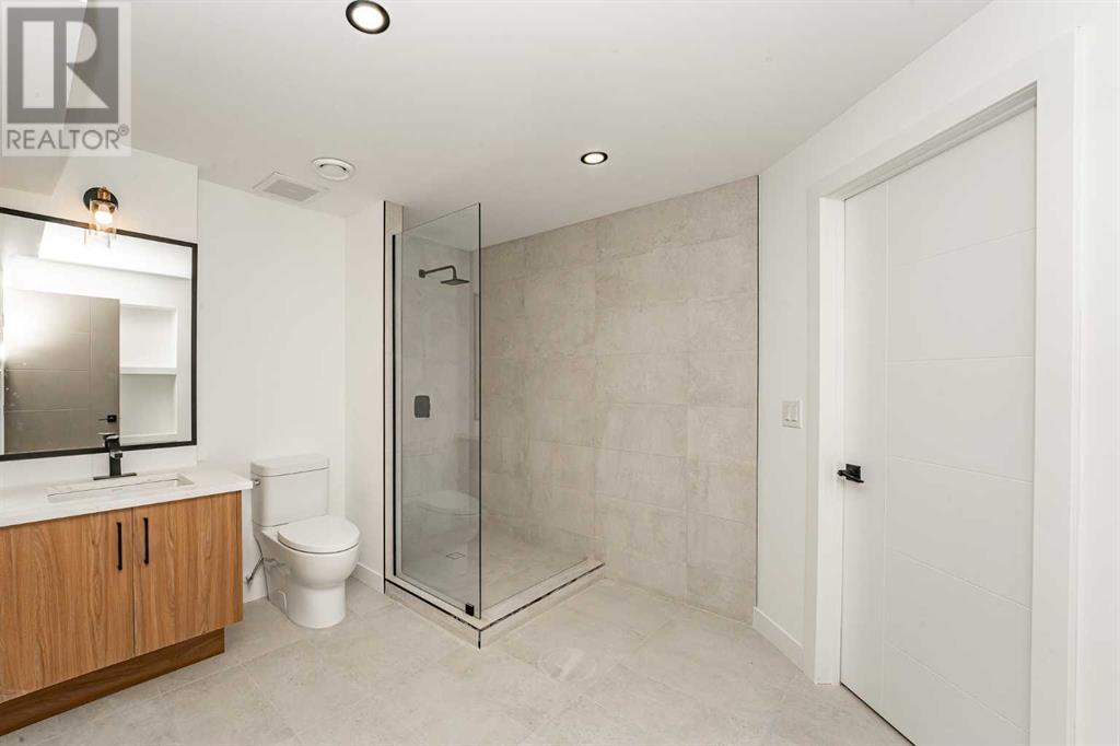 135 Sandringham Road Nw, Calgary, Alberta  T3K 3Y5 - Photo 38 - A2215209