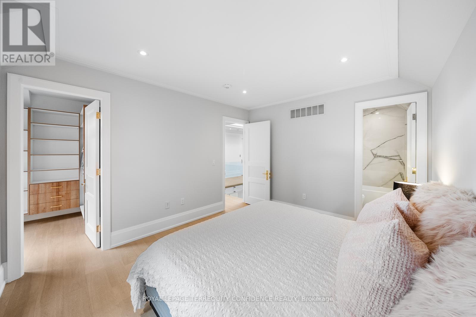 190 Hounslow Avenue, Toronto, Ontario  M2N 2B4 - Photo 34 - C12139044