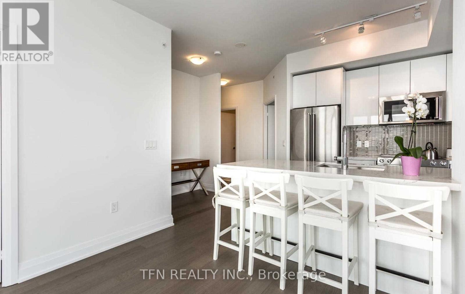 1707 - 20 Shore Breeze Drive, Toronto, Ontario  M8V 0C7 - Photo 7 - W12080119