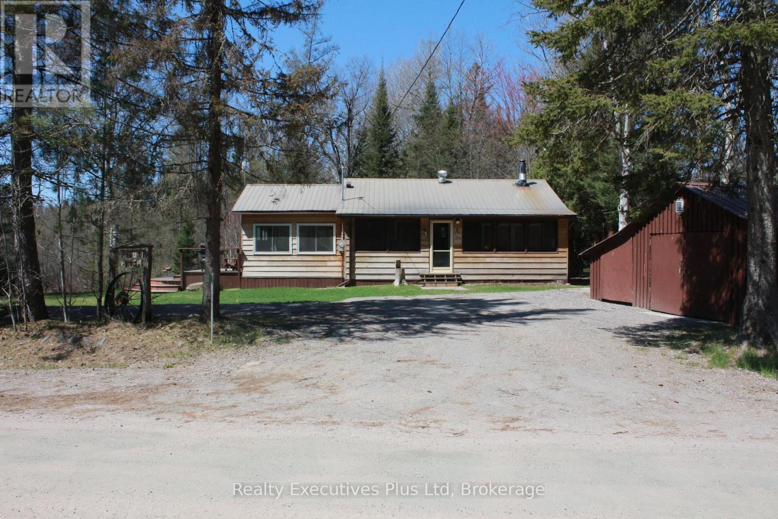 502 DEER LAKE ROAD, Parry Sound Remote Area, Ontario