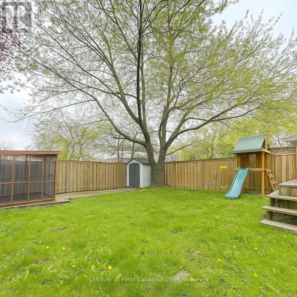 124 Ardsley Crescent, London North, Ontario  N6G 3W7 - Photo 11 - X12140278