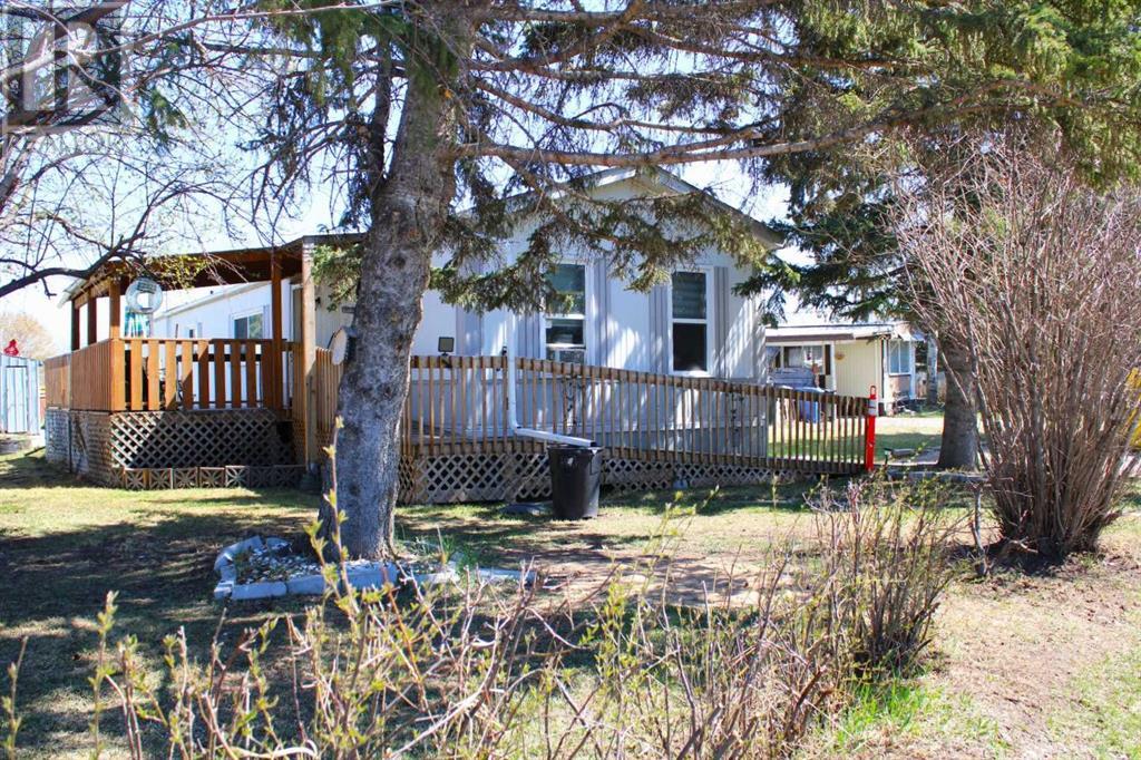 229 4 Street NW, Sundre, Alberta