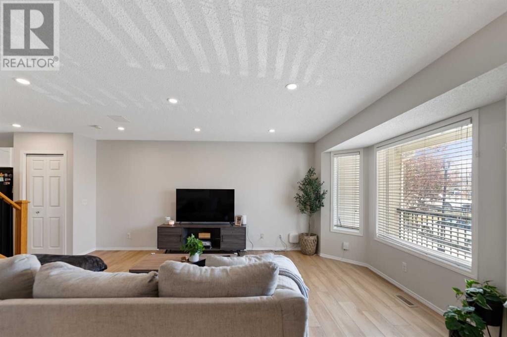 Property at 328, 950 Arbour Lake Road NW image 5