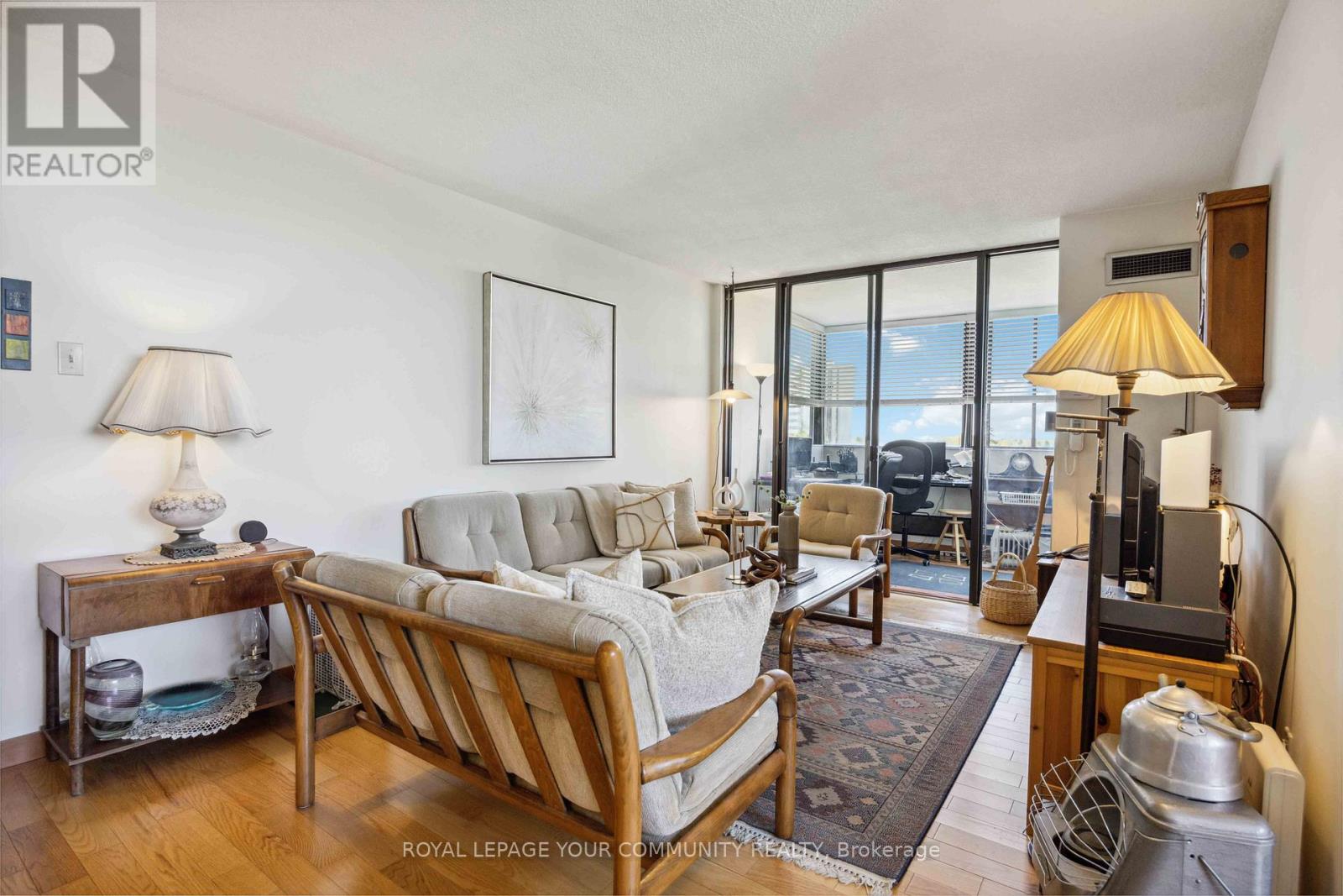 606 - 133 Torresdale Avenue, Toronto, Ontario  M2R 3T2 - Photo 6 - C12140258