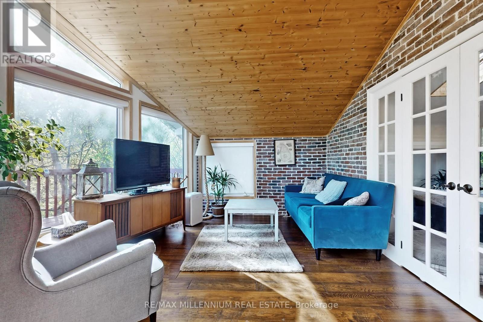 Property at 38 NORTHFIELD ROAD image 4