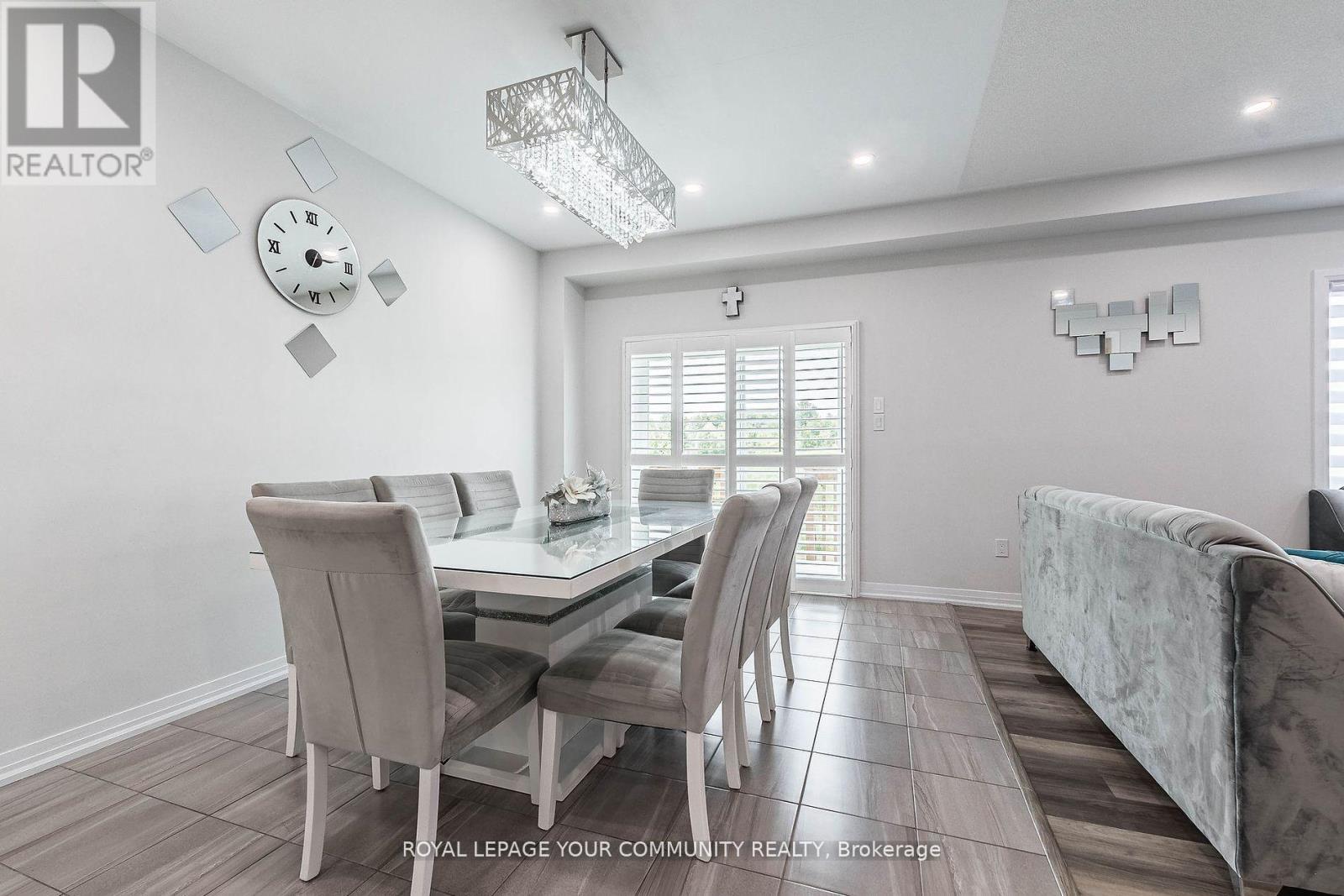 259 Chelsea Crescent, Bradford West Gwillimbury, Ontario  L3Z 4G7 - Photo 15 - N12124627