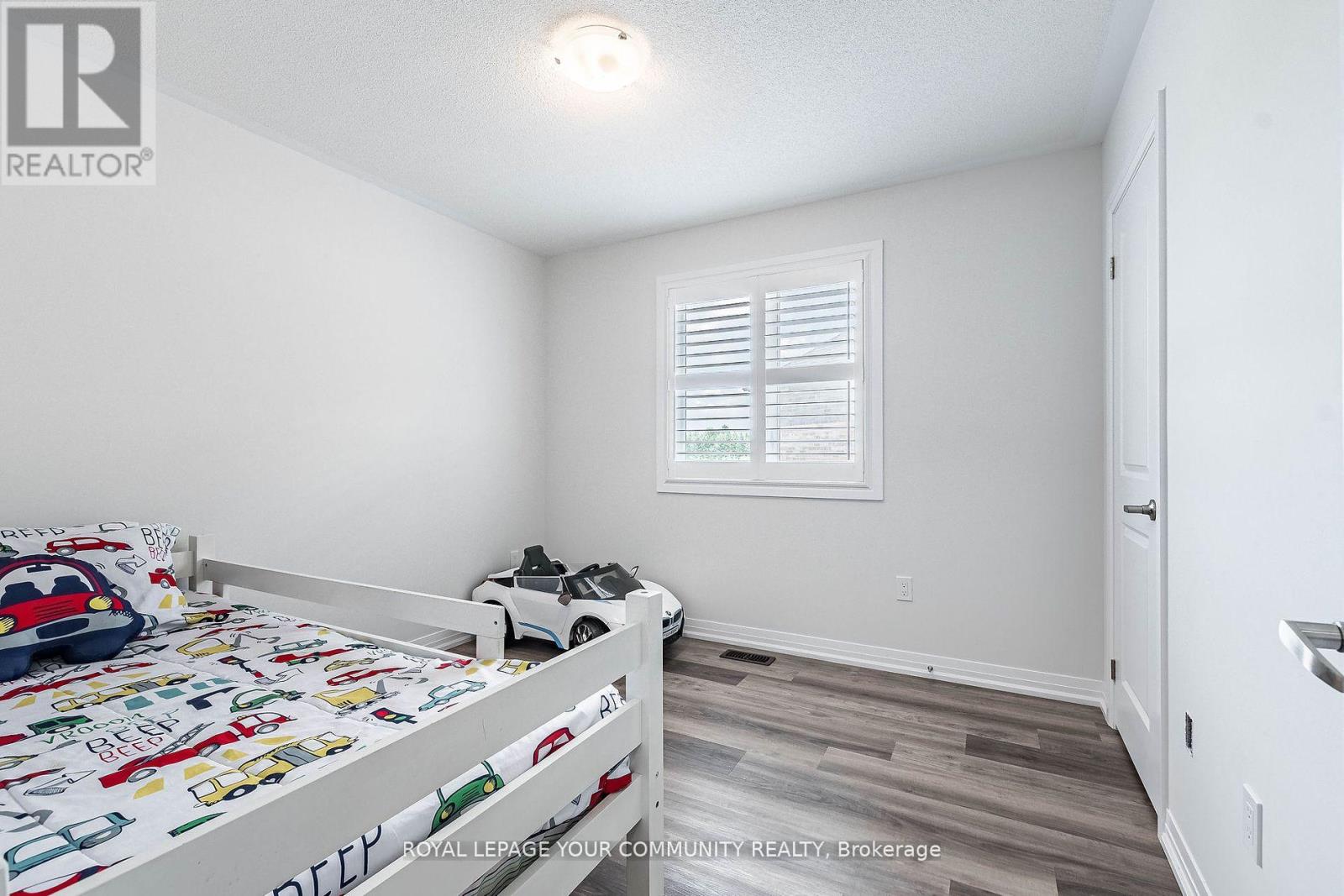 259 Chelsea Crescent, Bradford West Gwillimbury, Ontario  L3Z 4G7 - Photo 33 - N12124627