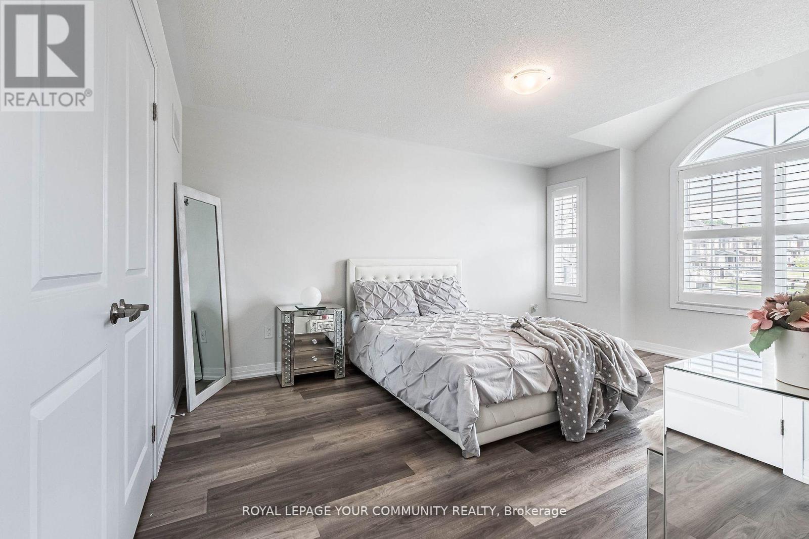 259 Chelsea Crescent, Bradford West Gwillimbury, Ontario  L3Z 4G7 - Photo 27 - N12124627