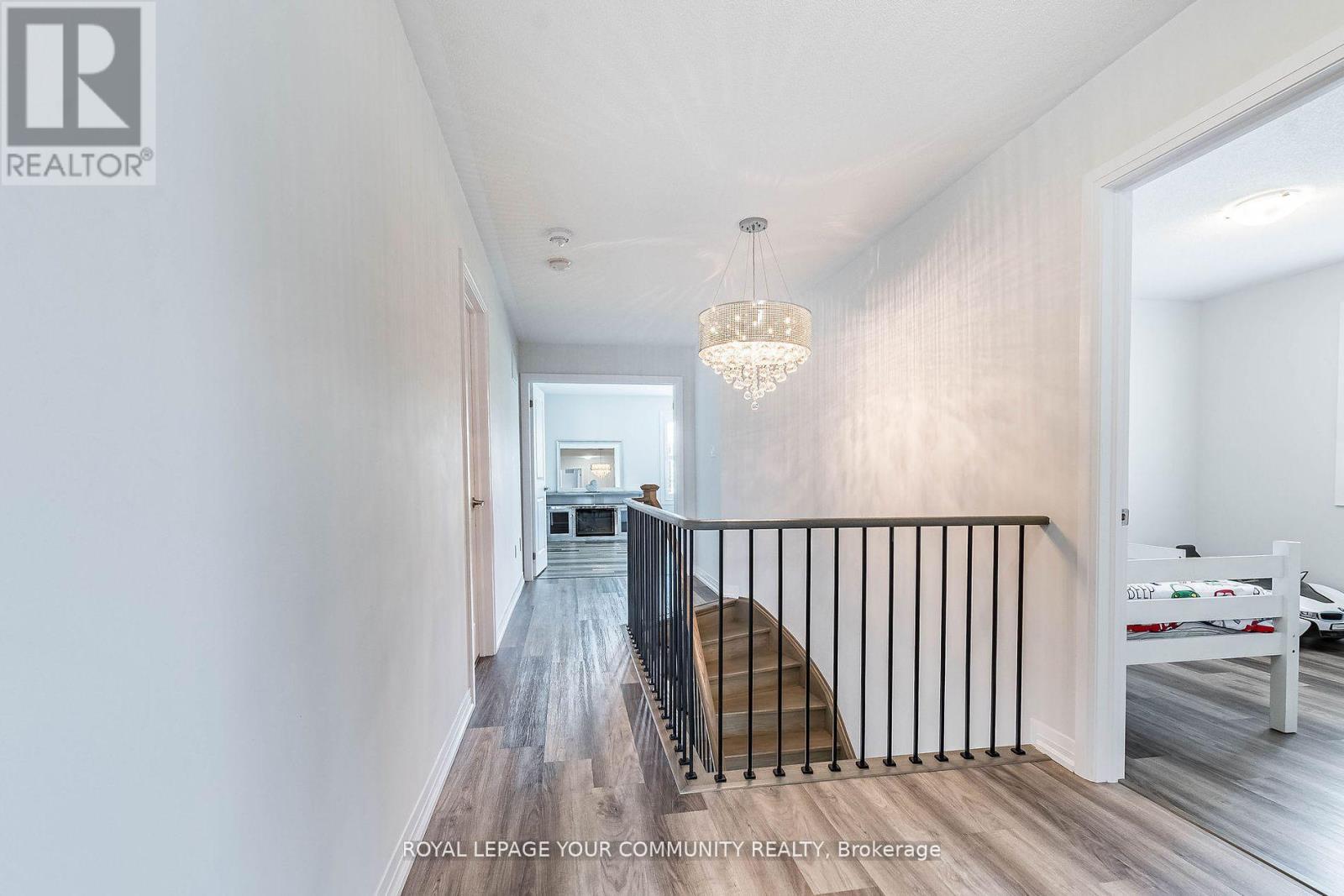 259 Chelsea Crescent, Bradford West Gwillimbury, Ontario  L3Z 4G7 - Photo 19 - N12124627
