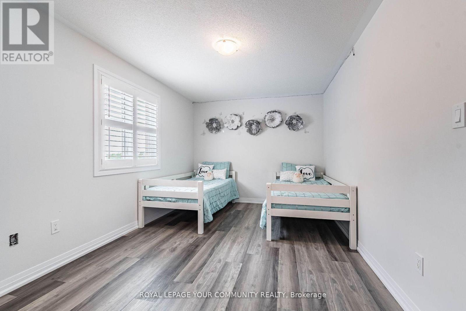 259 Chelsea Crescent, Bradford West Gwillimbury, Ontario  L3Z 4G7 - Photo 34 - N12124627