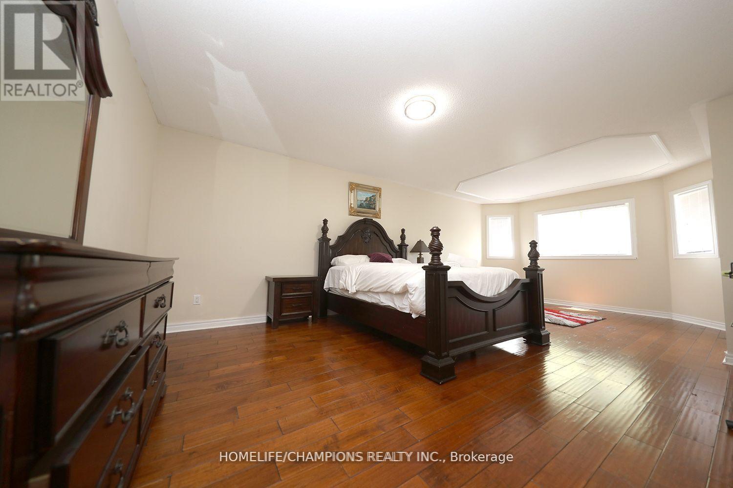 142 Estate Garden Avenue, Richmond Hill, Ontario  L4E 3X8 - Photo 20 - N12140277
