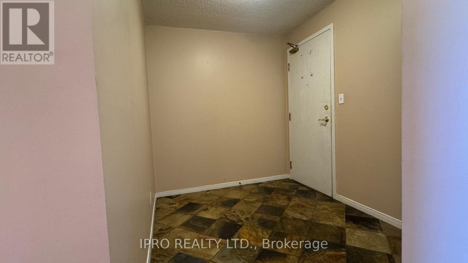 907 - 145 Hillcrest Avenue, Mississauga, Ontario  L5B 3Z1 - Photo 20 - W12140260