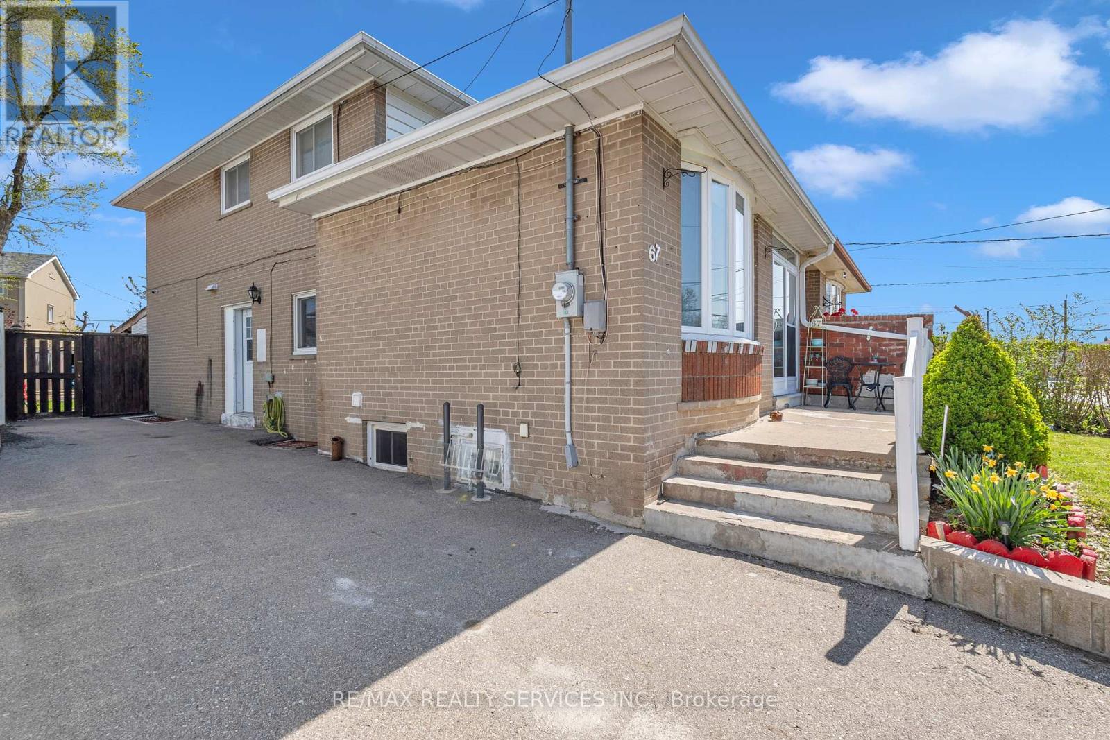 Property at 67 NORTHOVER STREET image 5