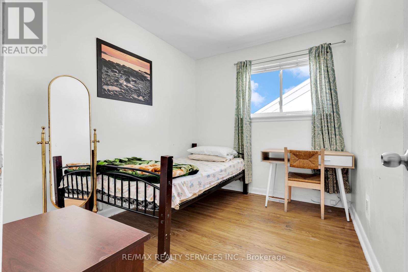67 Northover Street, Toronto, Ontario  M3L 1W6 - Photo 23 - W12138922