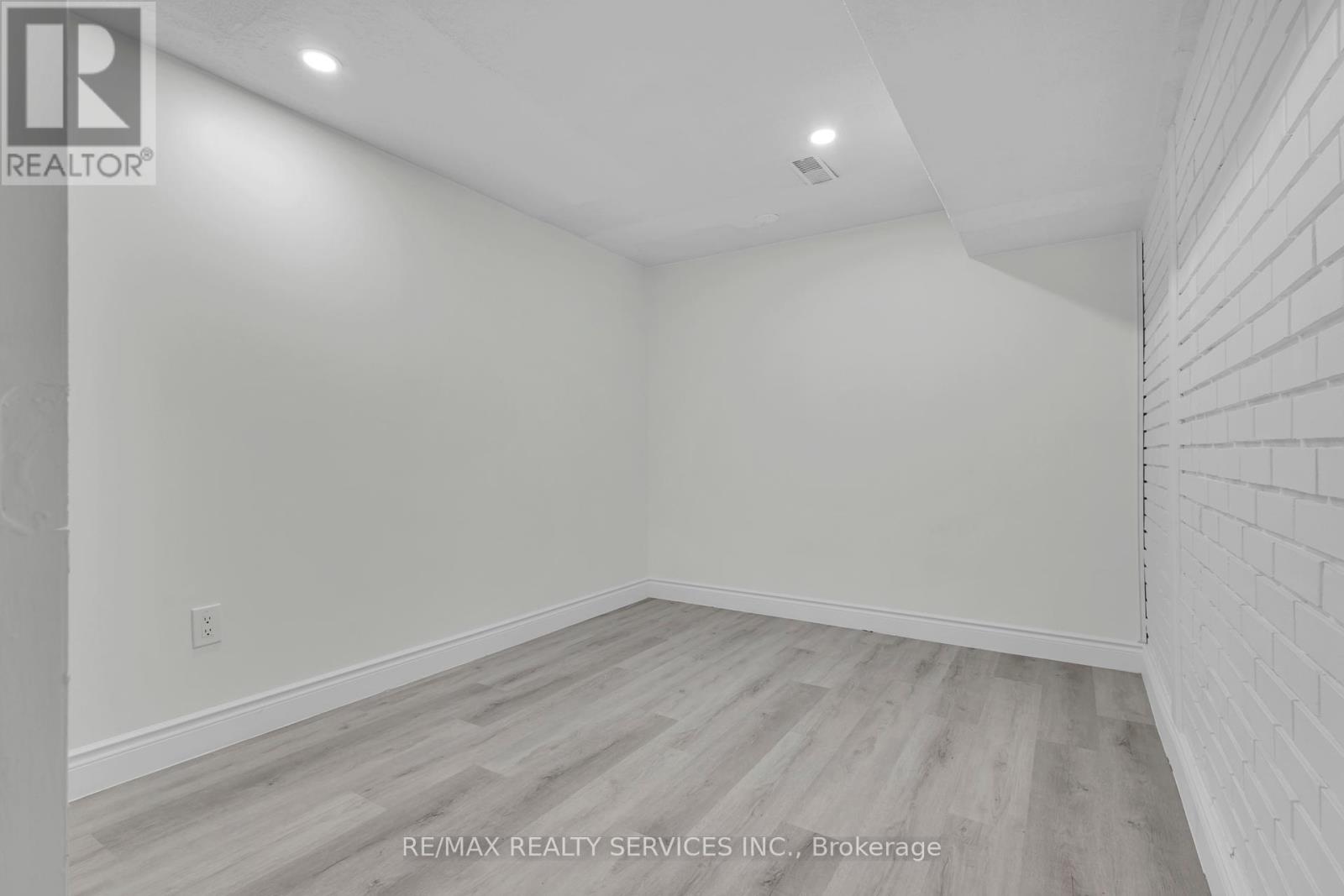 67 Northover Street, Toronto, Ontario  M3L 1W6 - Photo 28 - W12138922