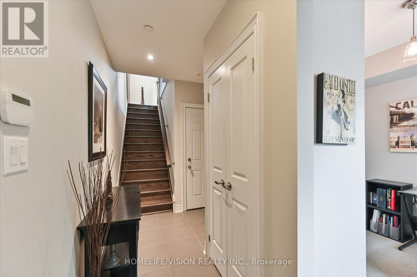 Property at 2 AGAR LANE image 4
