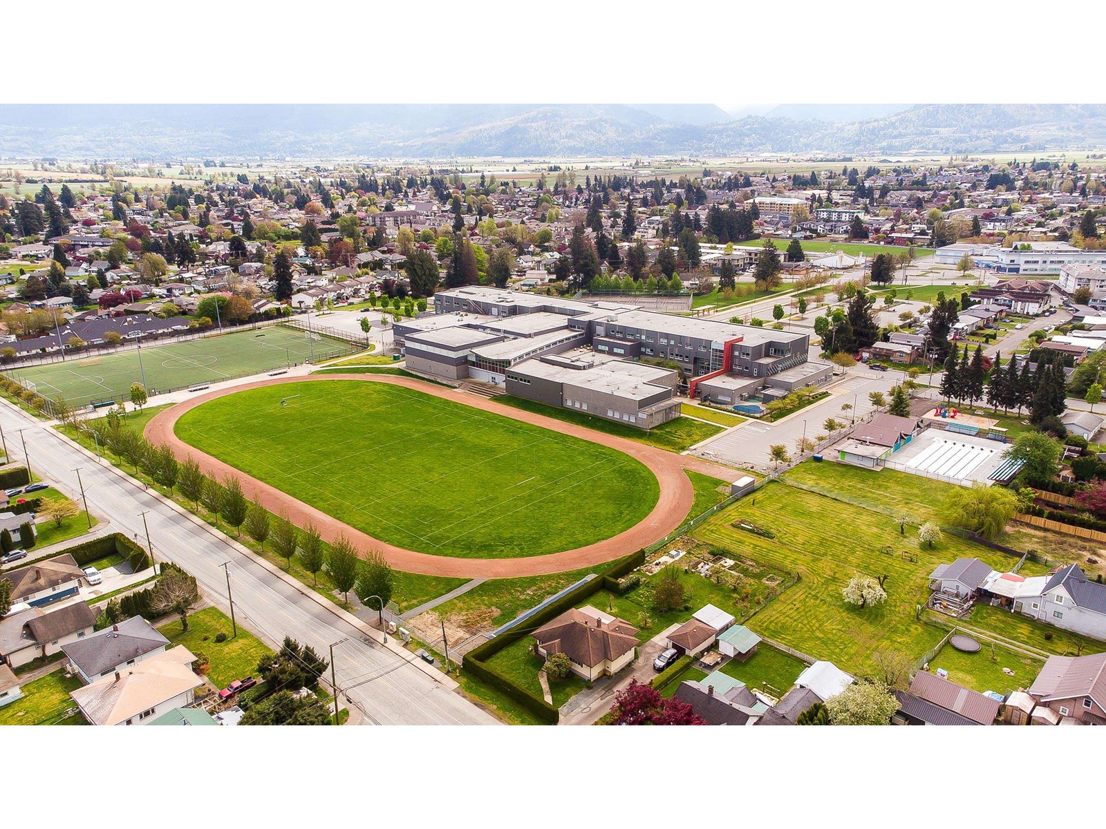 9736 Williams Street, Chilliwack Proper East, Chilliwack, British Columbia  V2P 5G7 - Photo 7 - R2997851