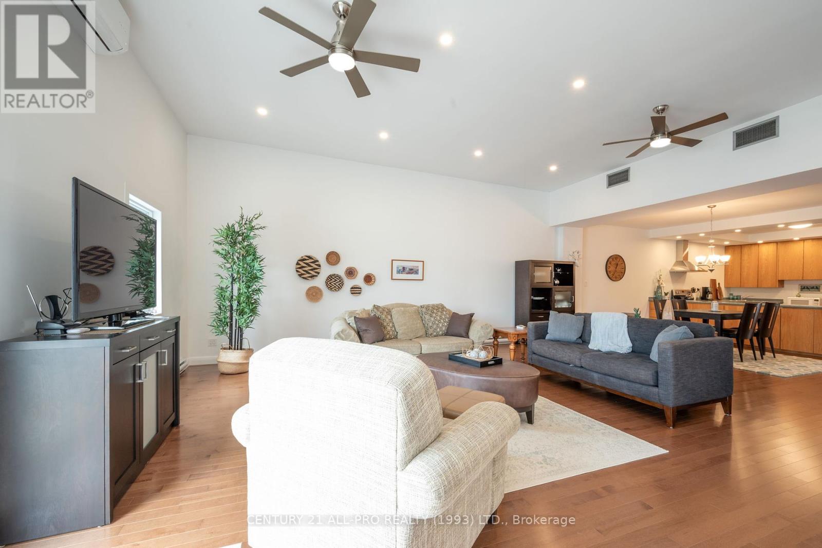 40 King Street W, Cobourg, Ontario  K9A 2M1 - Photo 8 - X12140297