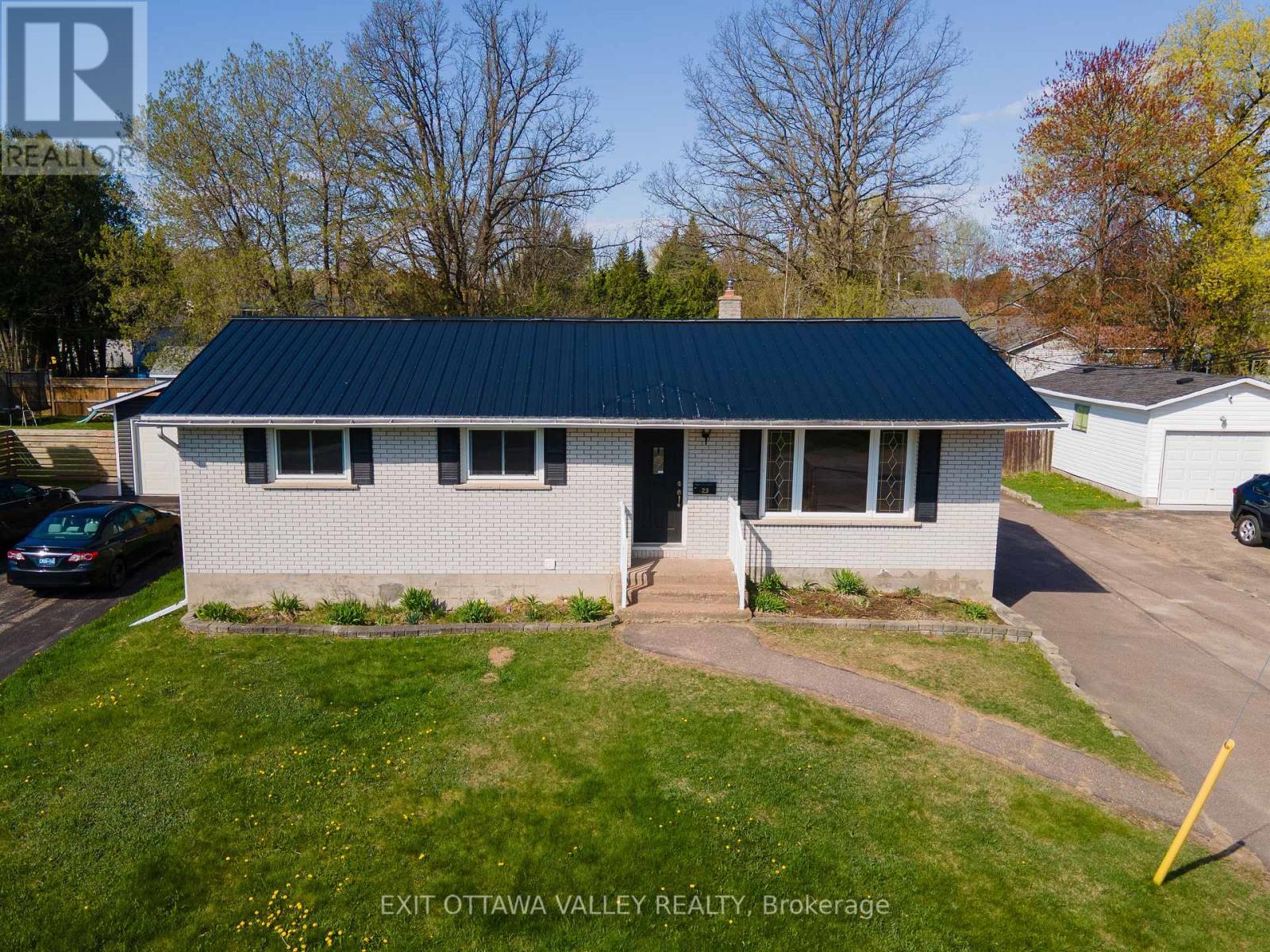 Property at 23 DORAN ROAD image 2