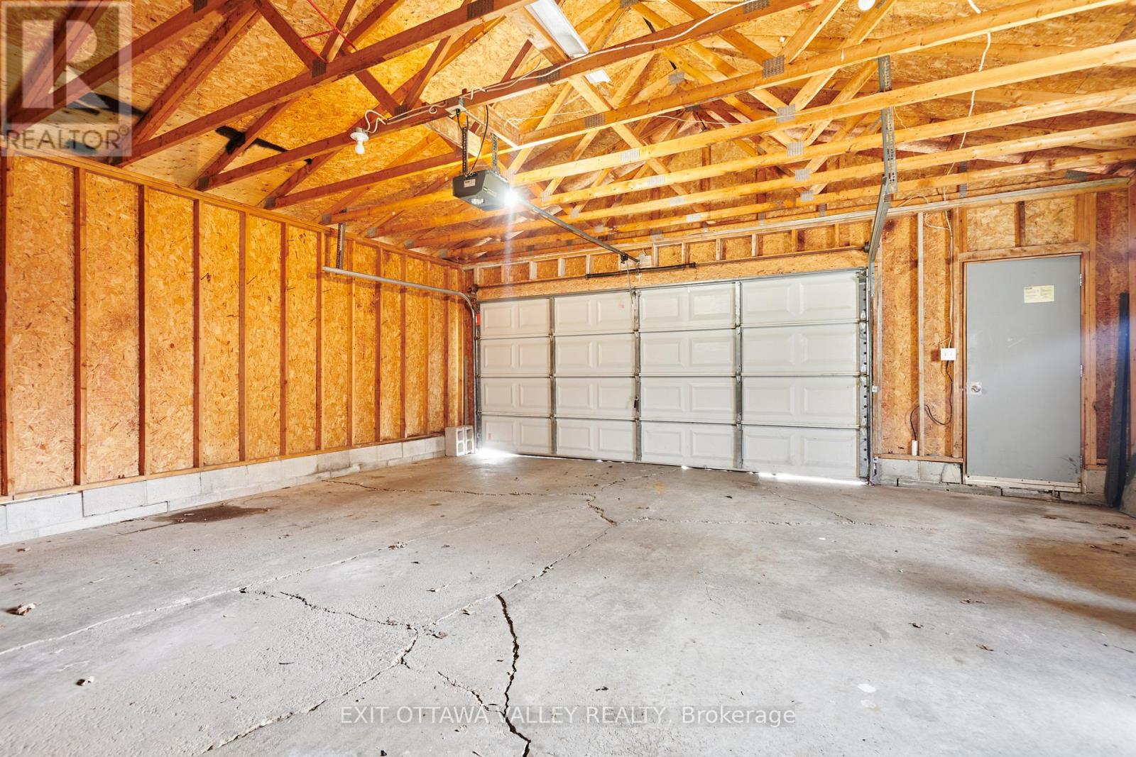 23 Doran Road, Petawawa, Ontario  K8H 1P8 - Photo 48 - X12140293
