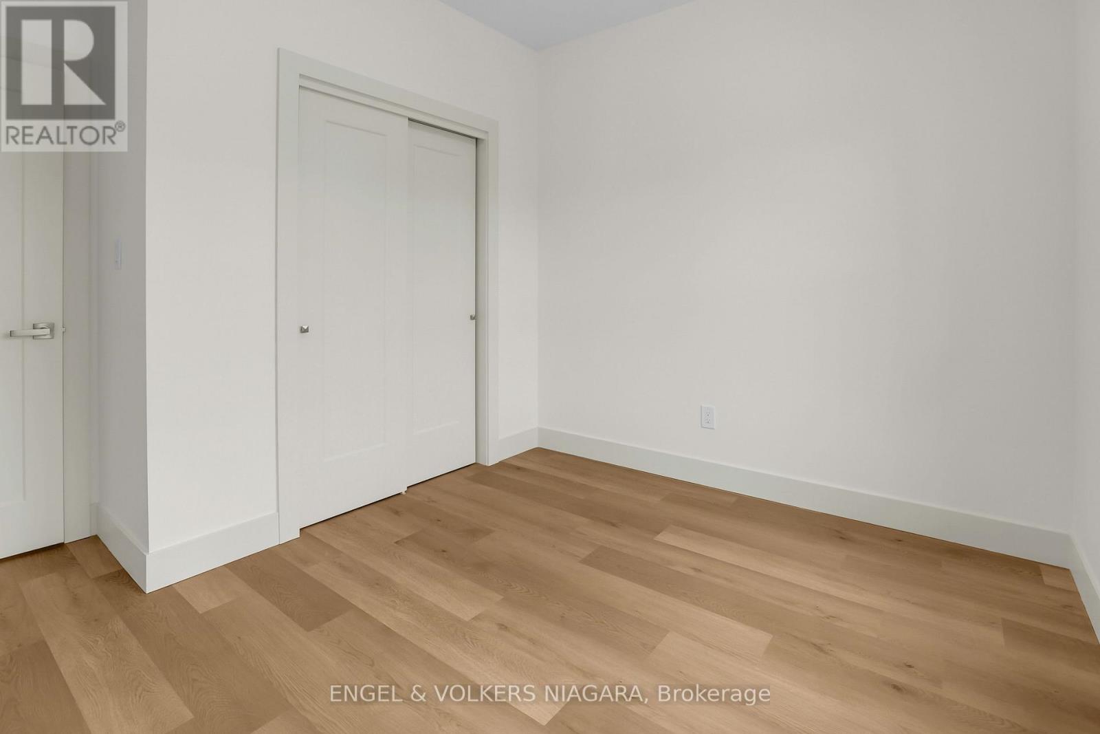 154 Roosevelt Avenue, Welland, Ontario  L3B 2G7 - Photo 15 - X12140292