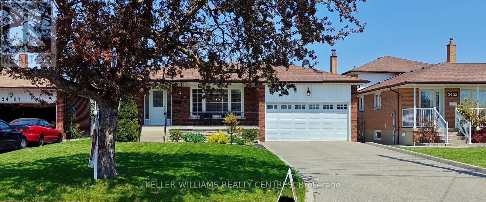 2461 Hensall Street E, Mississauga, Ontario  L5A 2T1 - Photo 1 - W12137398