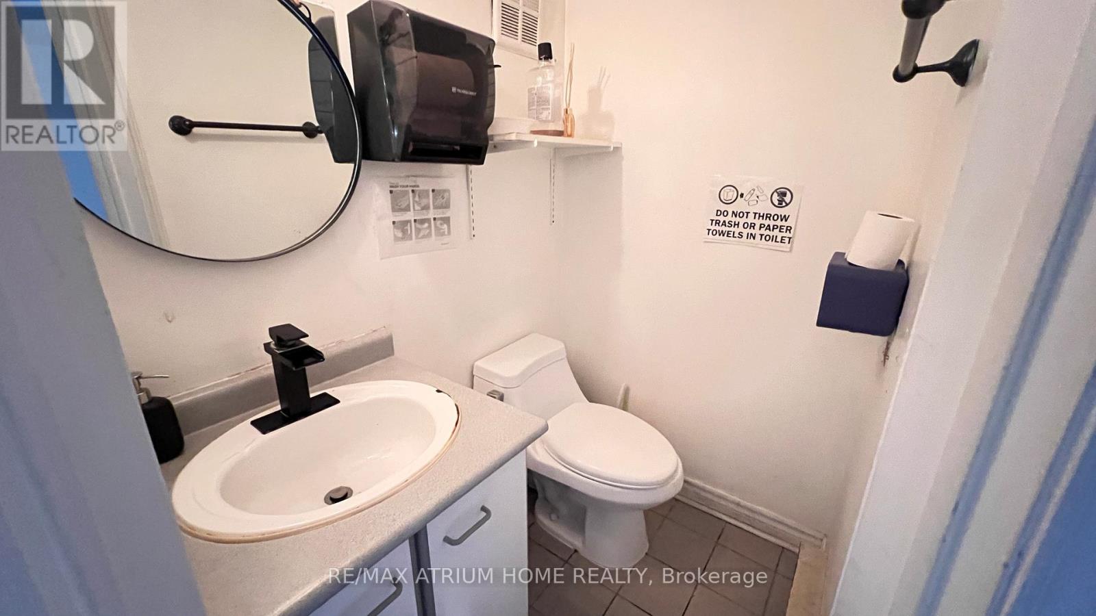 6026 Yonge Street, Toronto (Newtonbrook West), Ontario  M2M 3W5 - Photo 6 - C12140314