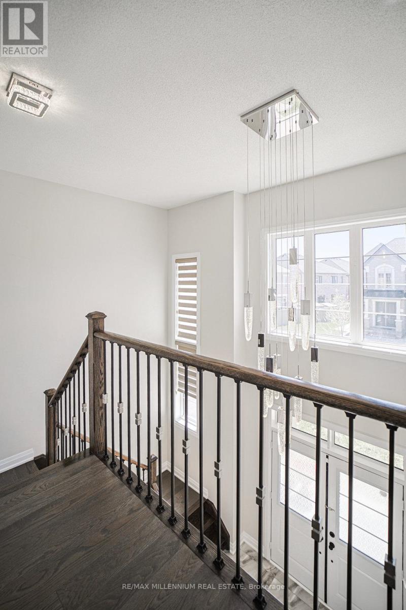41 Hawtrey Road, Brampton, Ontario  L7A 5B3 - Photo 27 - W12140313