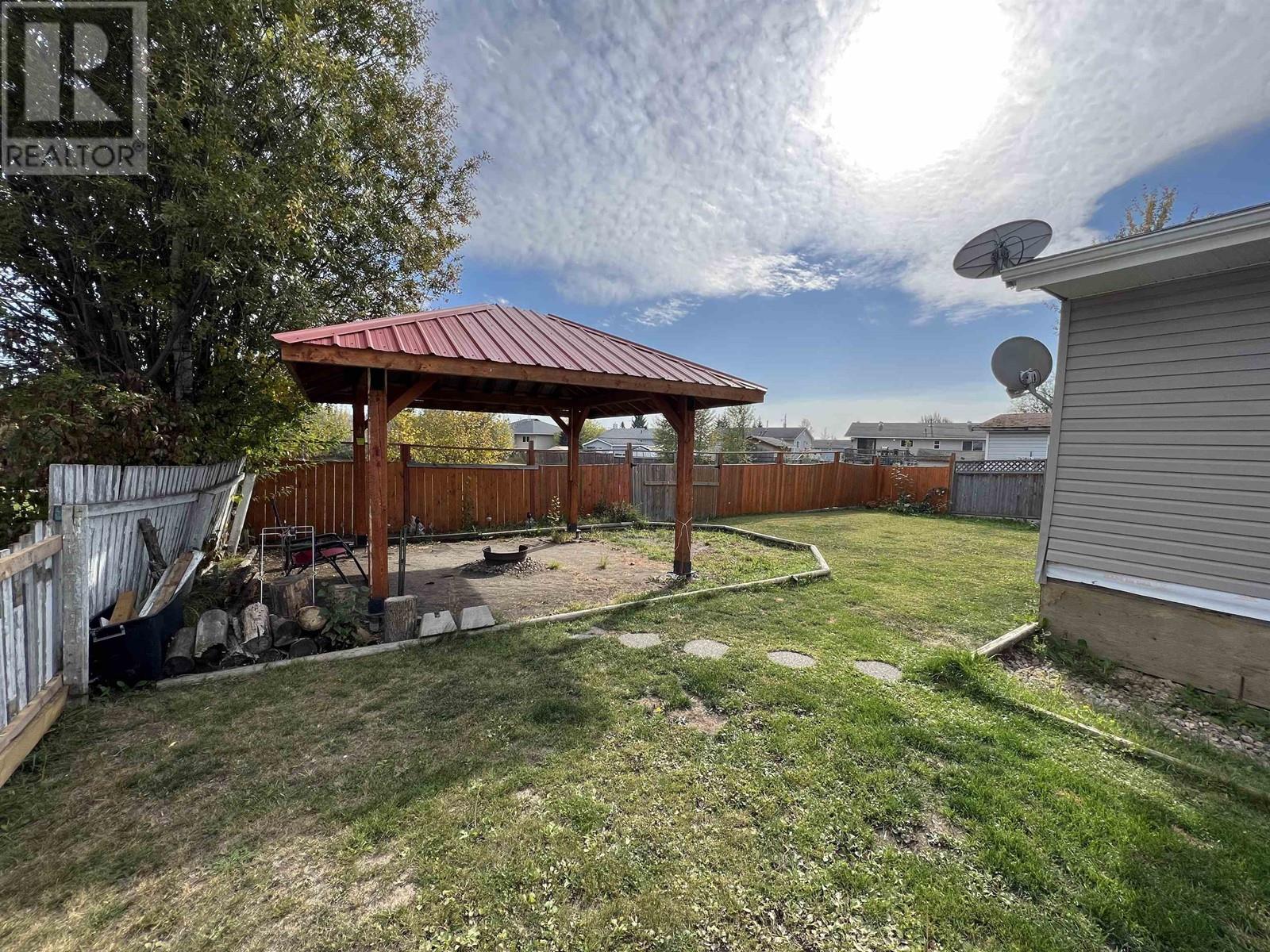 5228 40 Street, Fort Nelson, British Columbia  V0C 1R0 - Photo 28 - R2821456