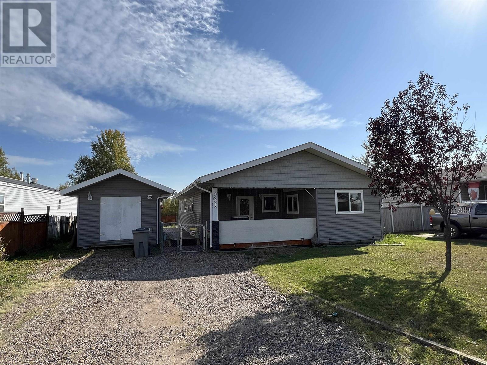 5228 40 STREET, Fort Nelson, British Columbia