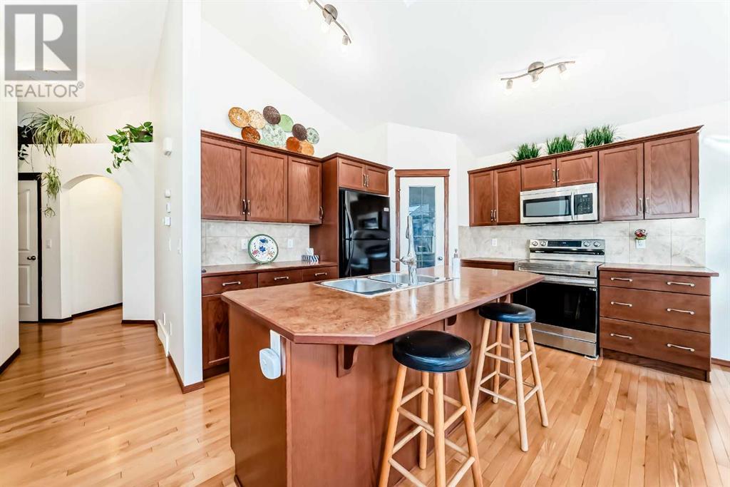 Property at 44 Brightonwoods Grove SE image 4