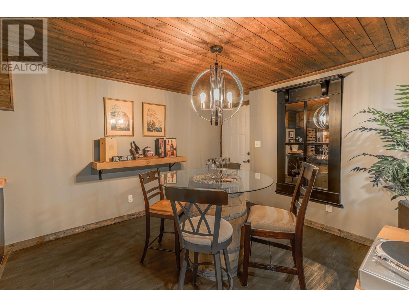 512 WILDWOOD Drive, Cranbrook, BC V1C6V1