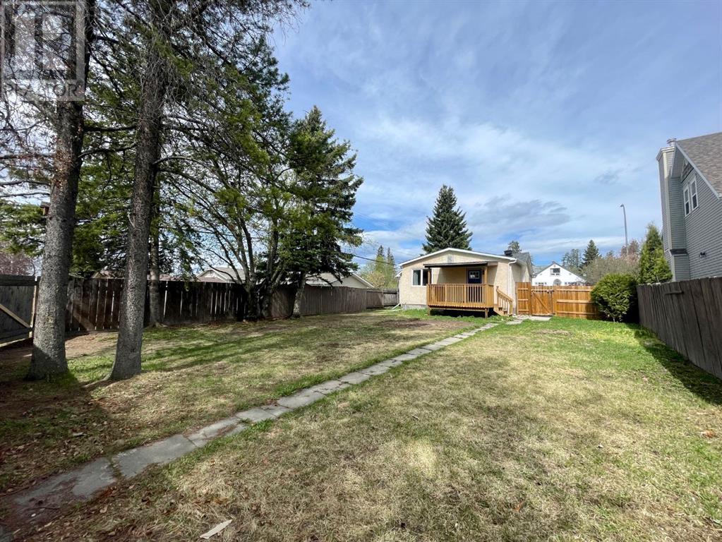 Property at 4927 10 Avenue image 5