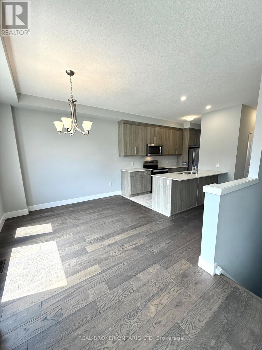 164 - 177 Edgevalley Road, London East, Ontario  N5V 0C5 - Photo 8 - X12140346