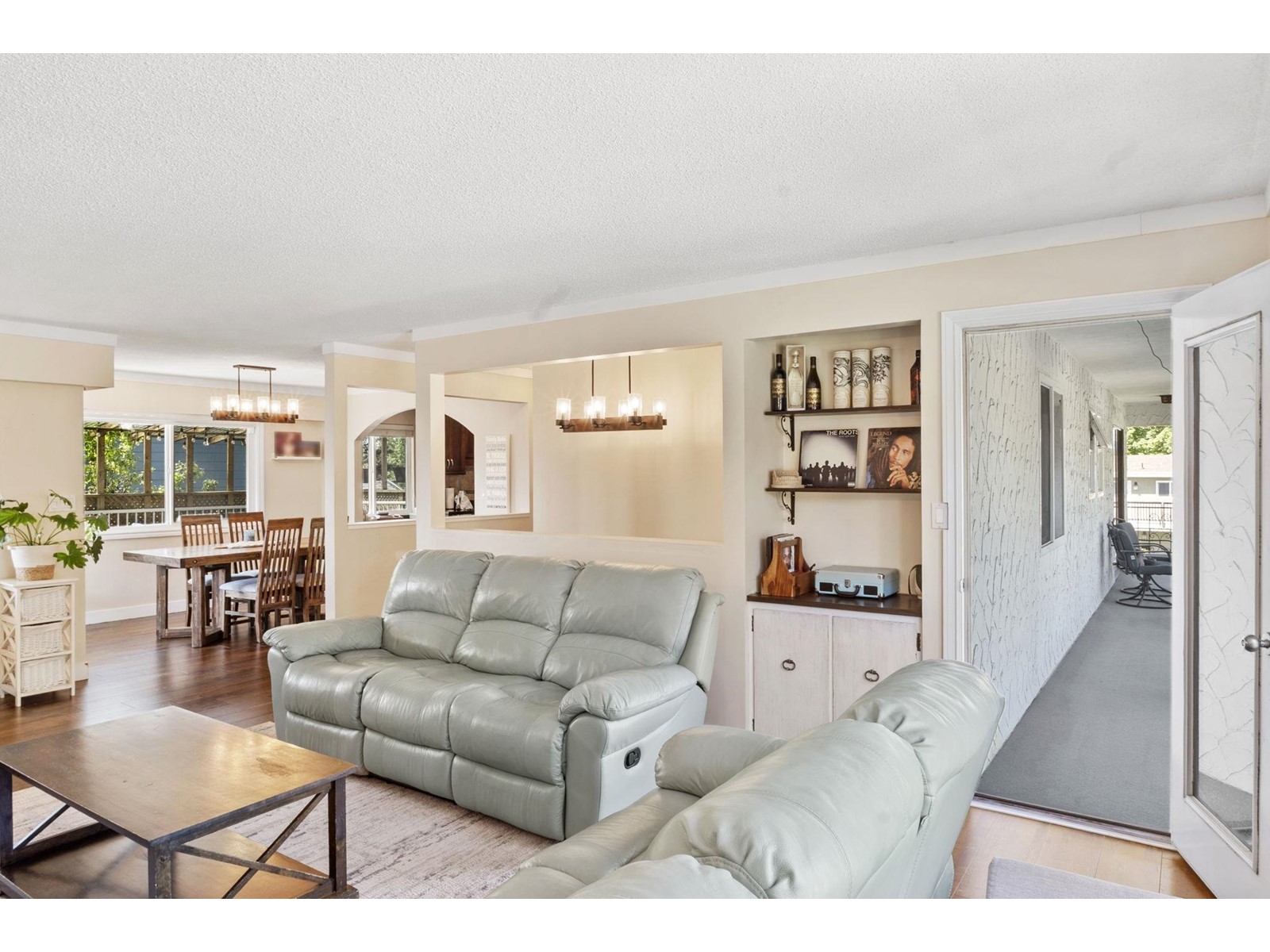 8645 114a Street, Delta, British Columbia  V4C 5L9 - Photo 9 - R3000061