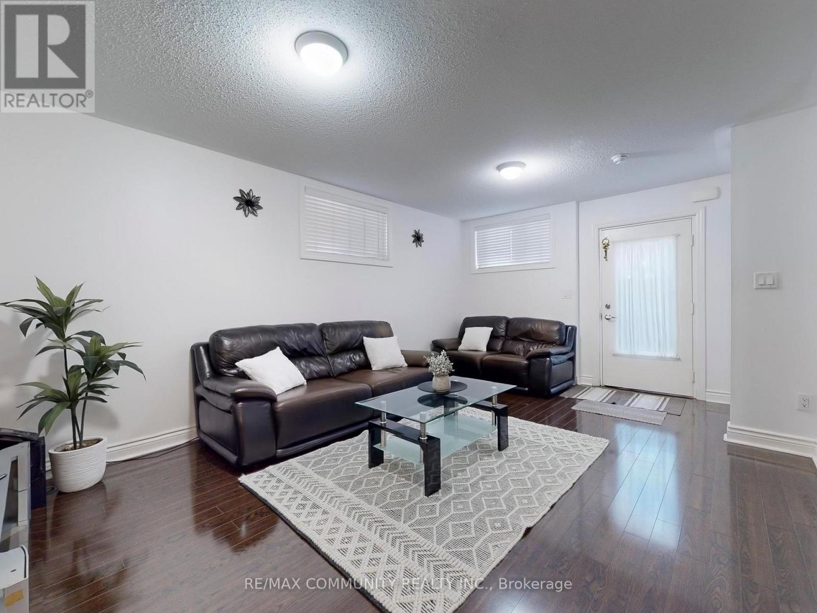 Property at 101 - 1785 MARKHAM ROAD image 2