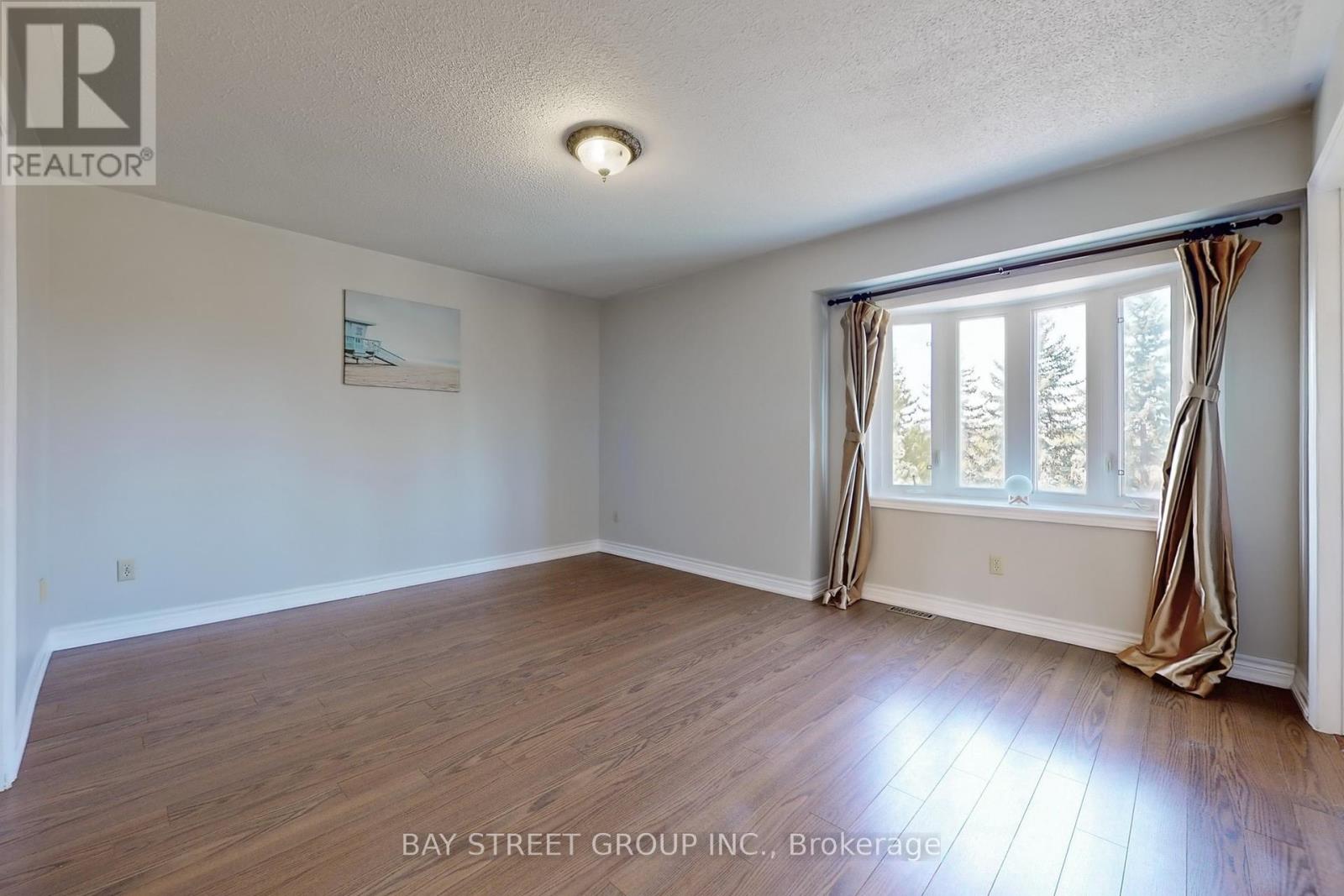 7160 Harding Crescent, Mississauga, Ontario  L5N 5P5 - Photo 22 - W12140351